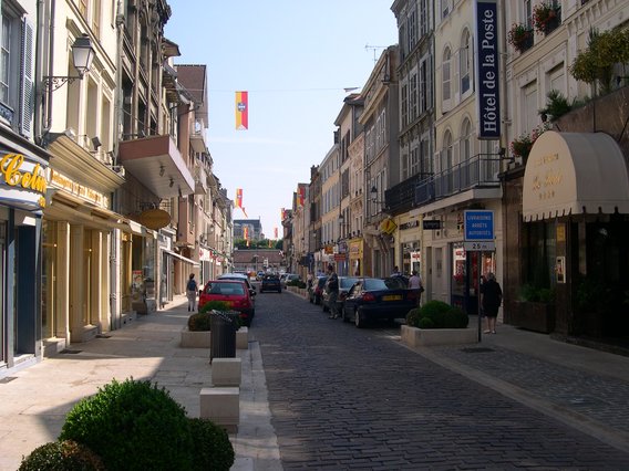  commerces du quartier de l'Hôtel de Ville